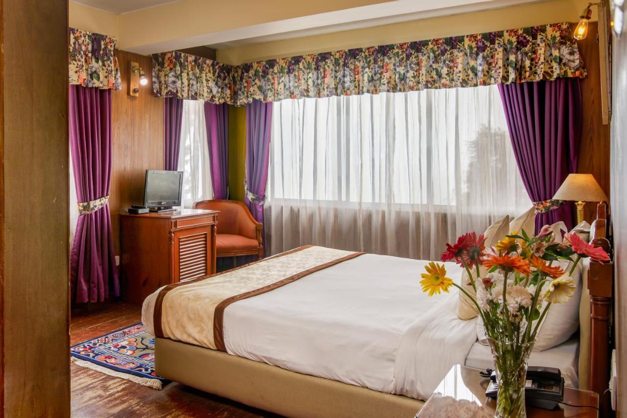 Muscatel Himalayan Resort - 400 Mts From Mall Road Darjeeling  Exterior photo